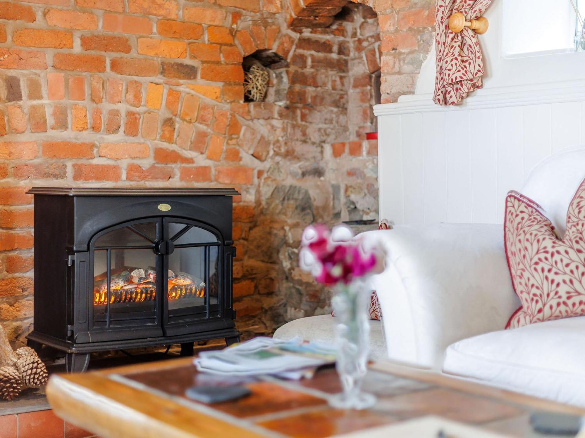 Elsies Cottage Pontesbury Экстерьер фото